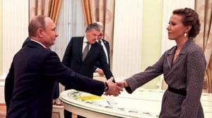 Putin dış politikada tavizs vermezken içeride ekonomik ve politik alanda mücadeleyi tercih ediyor