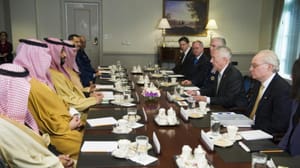 Suudi Arabistan Veliaht Prensi ve ABD Savunma Bakanı, Yemen’de çözüm yollarını görüştü