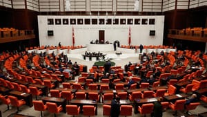 Seçim kanununda değişiklik içeren tasarı TBMM’ye sunuldu