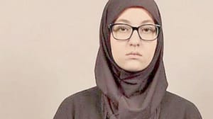 Almanya’da polis bıçaklayan radikal genç kadına 6 yıl hapis verildi