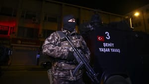 İstanbul’da DEAŞ operasyonu: 17 gözaltı