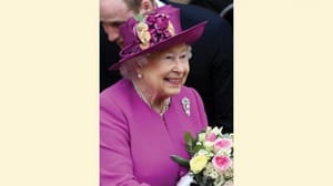 Kraliçe Elizabeth, Paskalya ayininde