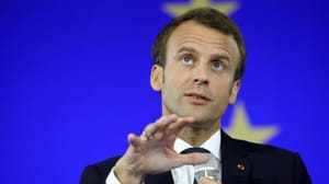 Macron: Ortadoğu’daki istikrarsızlık konusunda endişeliyim