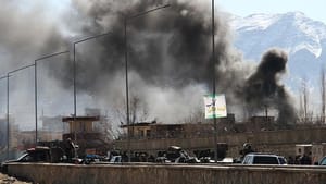 Afganistan’da Taliban iki ilçeye saldırdı