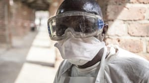 Ebola kabusu geri döndü
