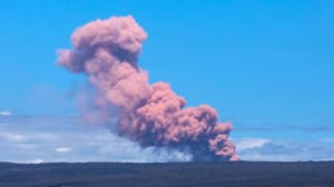 Hawaii’da Kilauea Yanardağı faaliyete geçti: Binlerce insan tahliye edildi