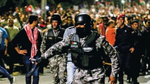 Ürdün’deki vergi kanunu karşıtı protestoları yatıştıran hamleler