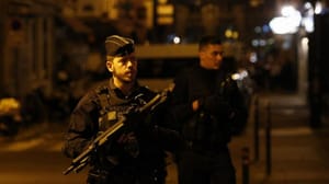DEAŞ militanıyla evlenen Fransız kadına 7 yıl hapis
