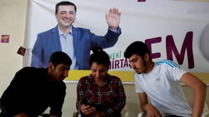 Muhalefet sosyal medyayı seçim kampanyalarında aktif olarak kullanıyor