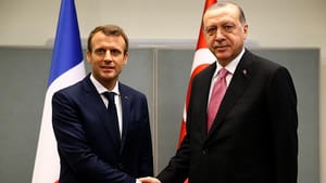 Erdoğan ile Macron ‘Suriye’yi görüştü