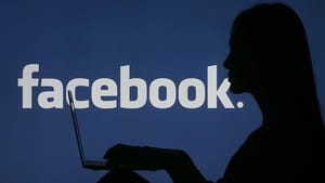 Facebook’un kullanıcı verilerini cep telefonu üreticileriyle paylaştığı iddiası