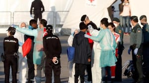Göçmen kurtarma gemisi Acquarius İspanya’ya ulaştı