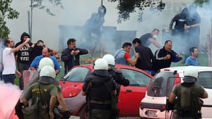 Yunanistan’da göstericiler polisle çatıştı