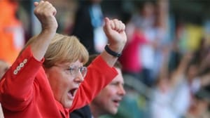 Merkel, Dünya Kupası maçlarına katılabilir