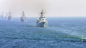 Güney Kore’den tartışmalı adalarda tatbikat