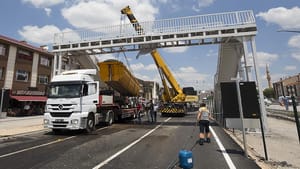 Ankara’da açık unutulan damper üst geçide çarptı: 11 yaralı