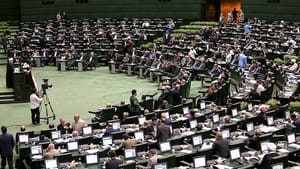 İran hükümetinden ‘dövizlerinizi ülkeye getirin’ çağrısı