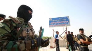 Irak’ta protestocular Basra’daki Zubeyr petrol sahasına girdi