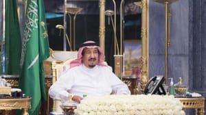 Suudi Arabistan Kralı NEOM kentine ulaştı