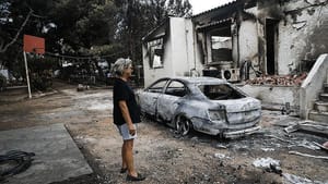 Yunanistan’daki yangının tanıkları: Yangın adeta bizi kovalıyordu