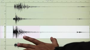 İran’da 5,7 büyüklüğünde deprem