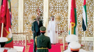 Abu Dabi Veliaht Prensi, Güney Afrika Cumhurbaşkanı ile görüştü