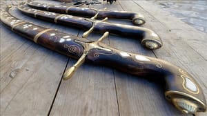 Norveç’te gölden 500 yıllık kılıç çıkarıldı