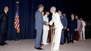 ABD’li Senatör John McCain hayatını kaybetti