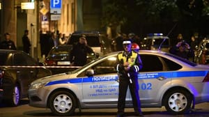 Moskova’da 2 polis memuruna ateş açan saldırgan öldü