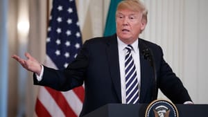 Trump’tan eski yardımcısına hakaret