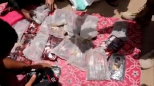 Husilere uyuşturucu taşıyan araç Yemen’de yakalandı