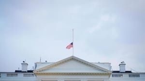 Trump’tan McCain’e ‘saygı’ açıklaması