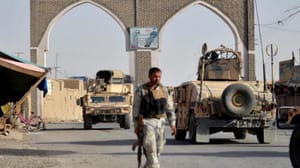 Afganistan’da Taliban askeri kampa saldırdı: 14 ölü