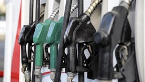 Yemen’de Husilerin yakıt fiyatlarına zammı enerji krizine yol açtı