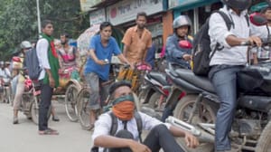 Bangladeş’te öğrenci protestoları Dakka’yı felce uğrattı