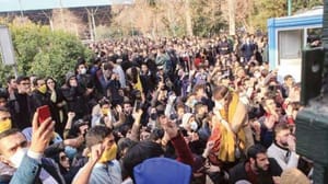 İran’daki protestolar birçok şehre sıçradı