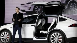 Elon Musk Tesla Yönetim Kurulu Başkanlığından istifa edecek