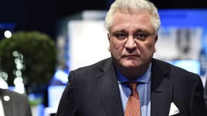 Belçika Kralı’nın kardeşi maaş indiriminden rahatsız oldu