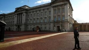 Buckingham Sarayı’nda ‘anahtarlık’ alarmı