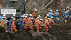 Kuzey Japonya’da depreminde 30 kişi öldü