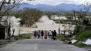Filipinler’deki Mangkhut Tayfunu: 8 ölü