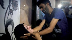 İsrail askerlerinin yaraladığı bir Filistinli çocuk daha şehit oldu