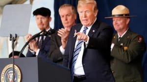 Trump, ABD’nin güvenliği için çalışma sözü verdi