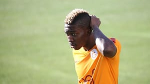 Galatasaray’a Onyekuru’dan kötü haber