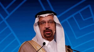 Bakan Falih: Günlük petrol üretimi 1 milyon varil azaltılmalı