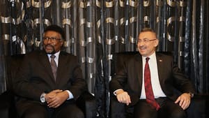 Fuat Oktay, KKTC’de Somali Meclis Başkanını kabul etti