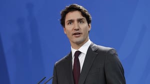 Trudeau, Nazilerden kaçan Yahudileri geri çevirdikleri için özür diledi