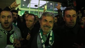 Teknik direktör Kocaman’a Konya’da coşkulu karşılama