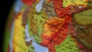 Afgan seçimleri: Uğursuzluk fırtınasında sevindirici haberler