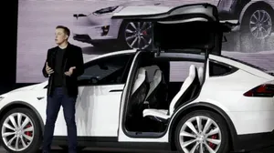 Elon Musk Tesla Yönetim Kurulu Başkanlığından istifa edecek